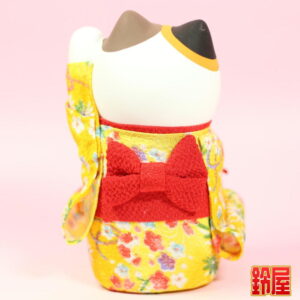 かわいい招き猫の置物2